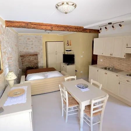 Apartman Studio Amicis
