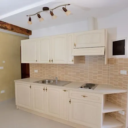 Studio Amicis Apartman *